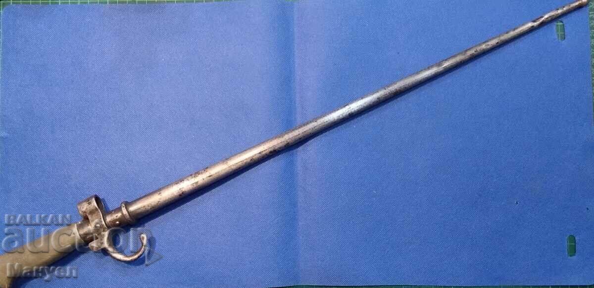 Baionetă veche pentru Lebel.