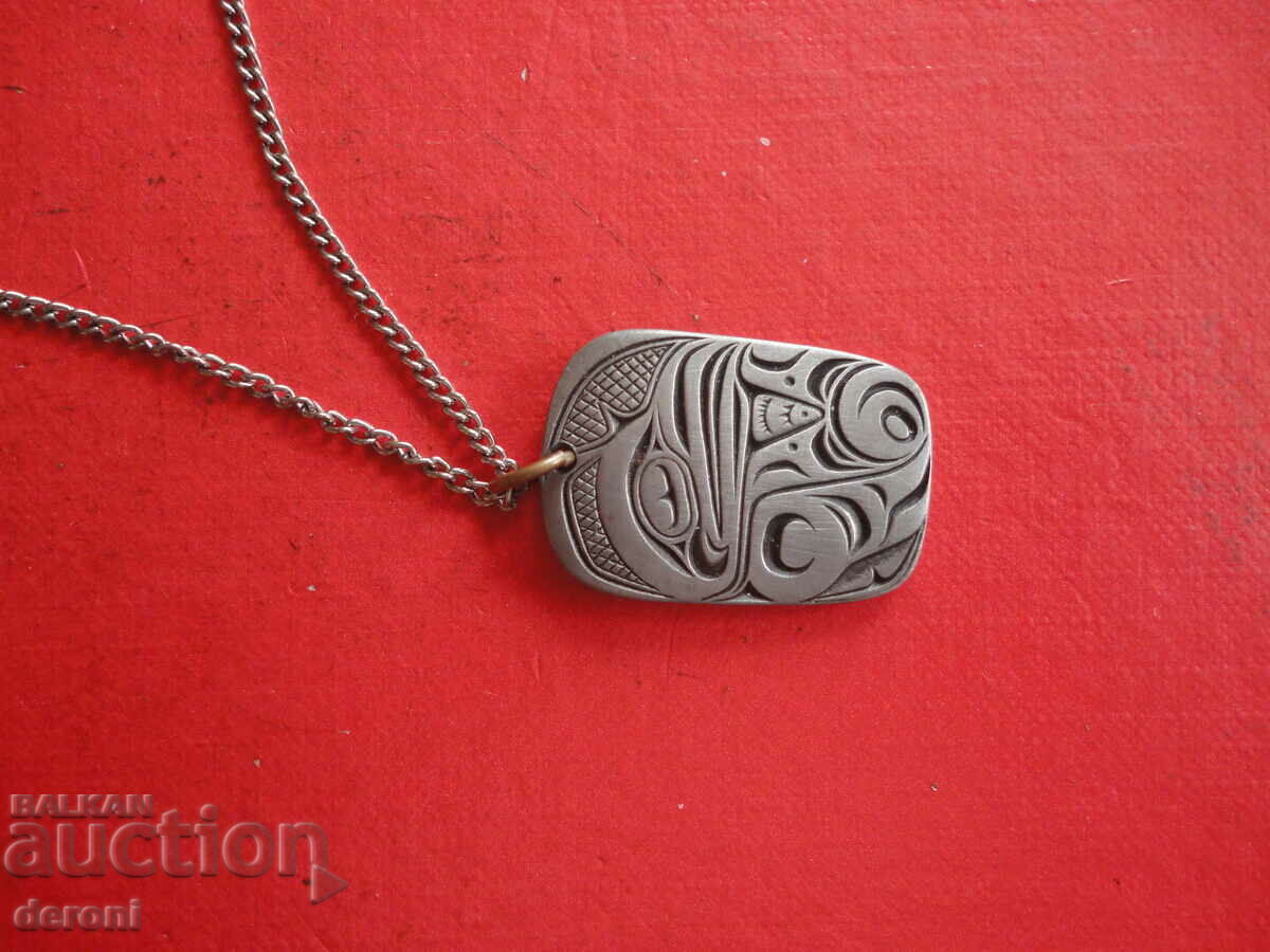 Delivery of Canadian art locket necklace