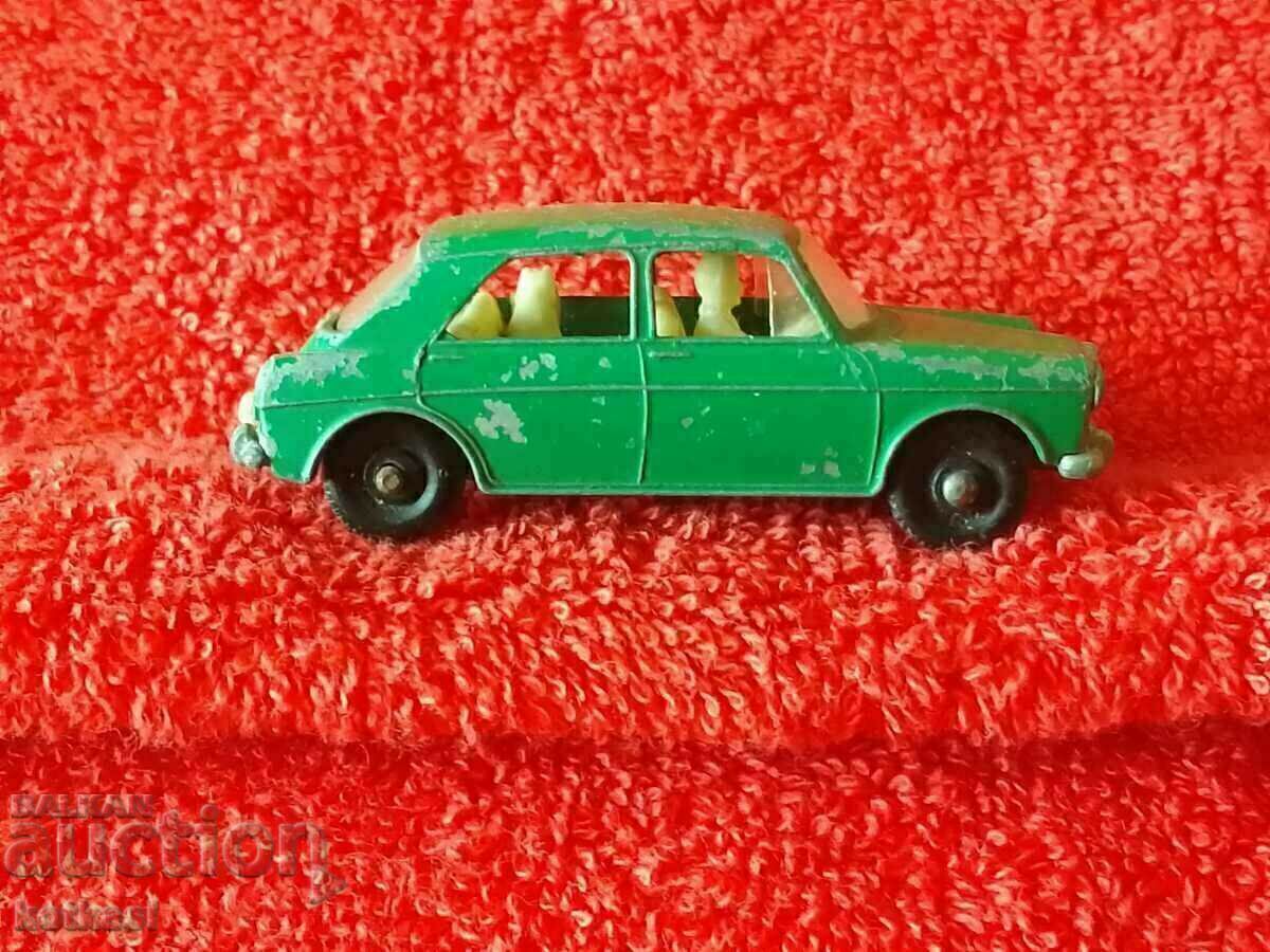 Old model MATCHBOX ENGLAND LESNEY M.G. 1100 - 5