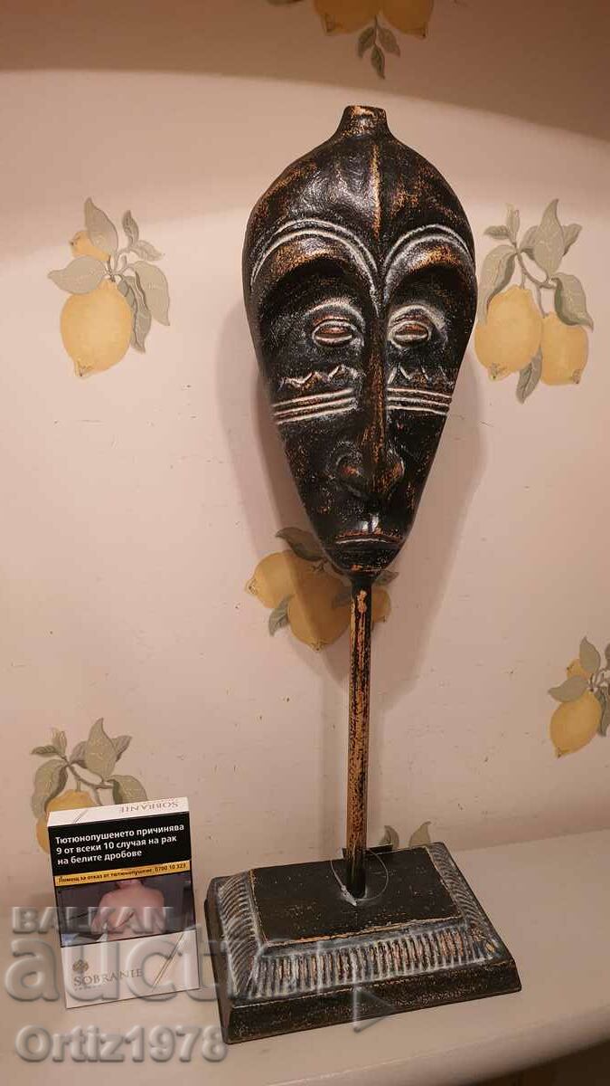 Cast iron large mask, 2 kg, 42 cm. with price 82.00 BGN | € 41.93