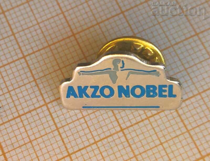 Insigna Akzo Nobel