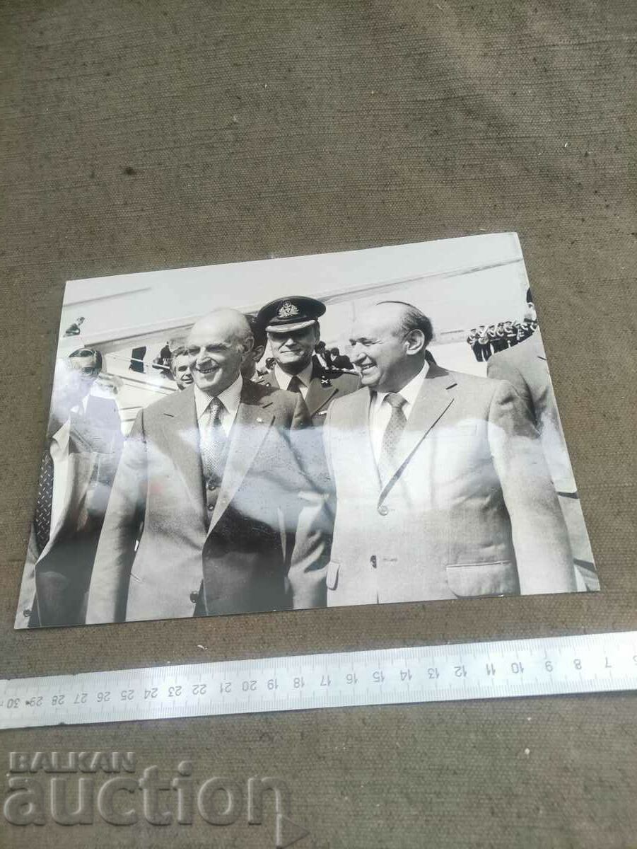 Todor Zhivkov, στρατηγοί