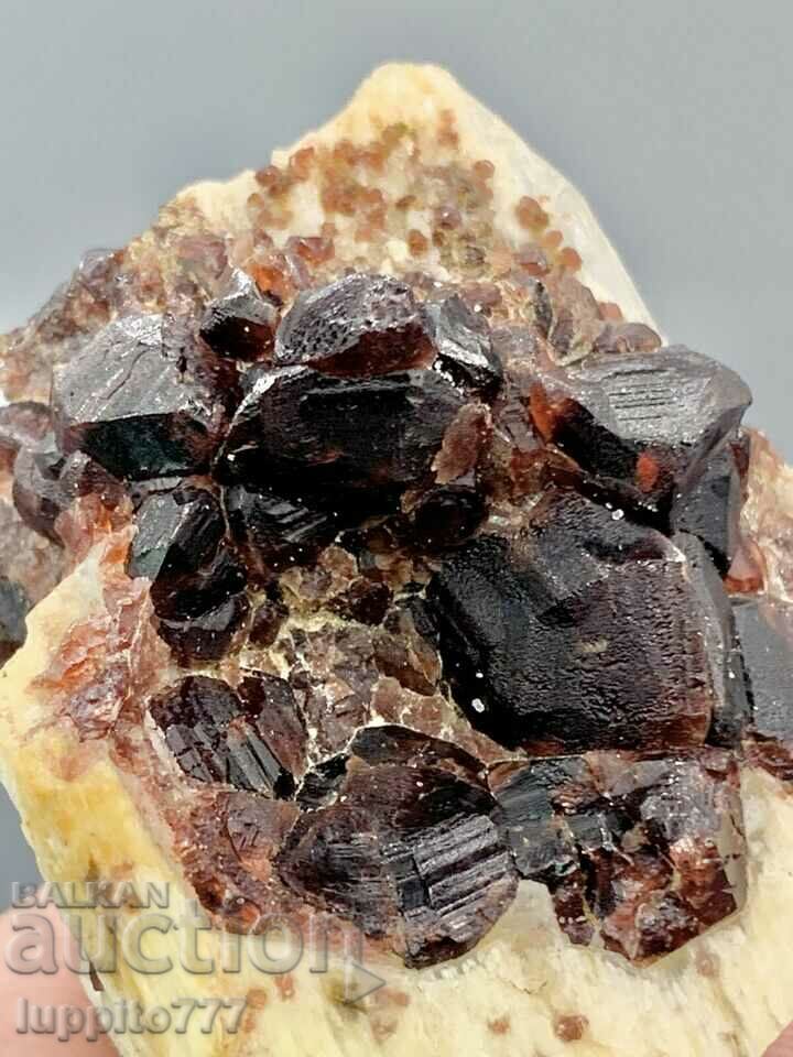 Δημοπρασία 58 γραμμάρια φυσική σπεσαρτίνη γρανάτης σε άστριο μοναδική