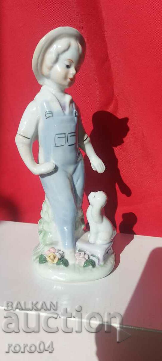 BEAUTIFUL OLD PORCELAIN STATUETTE with price 47.00 BGN | € 24.03 BEAUTIFUL OLD PORCELAIN STATUETTE with price 47.00 BGN | € 24.03
