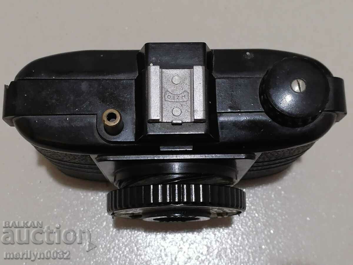 Φωτογραφική μηχανή βακελίτη, φωτογραφία δεκαετίας '50 με τιμή 63.00 BGN | € 32.21 Φωτογραφική μηχανή βακελίτη, φωτογραφία δεκαετίας '50 με τιμή 63.00 BGN | € 32.21