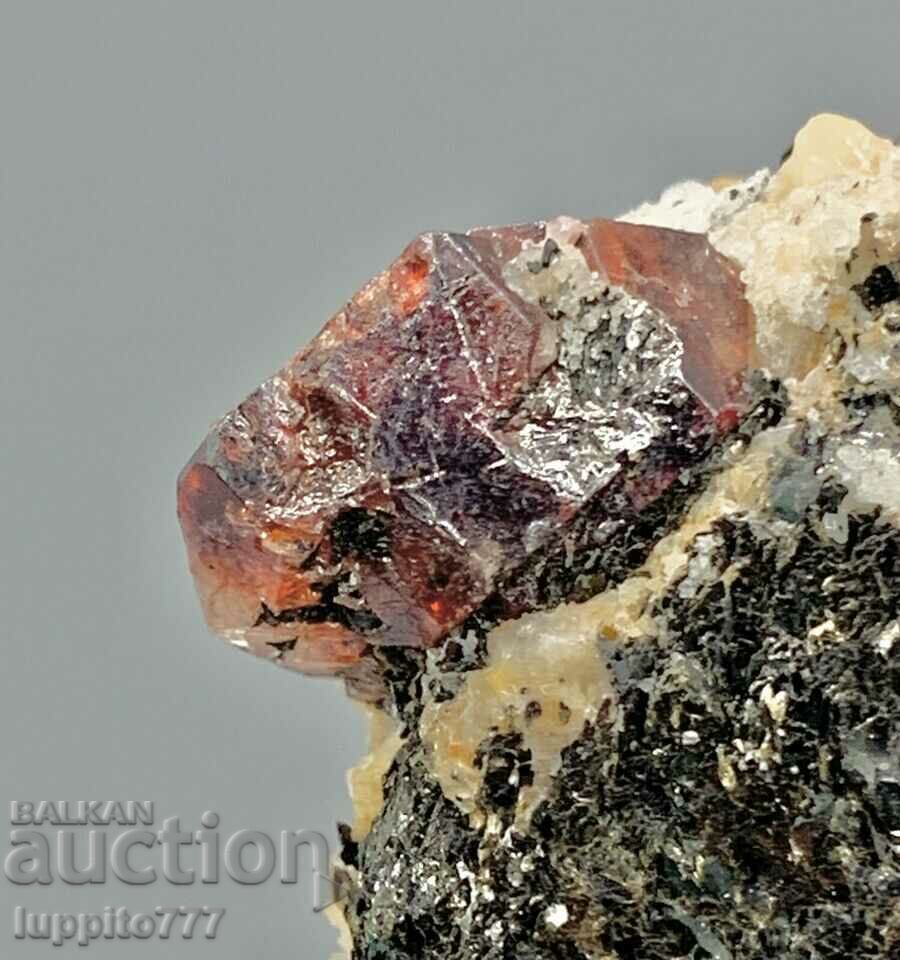 35 γραμμάρια φυσικού κόκκινου ζιργκόν σε μια μοναδική μήτρα - 5