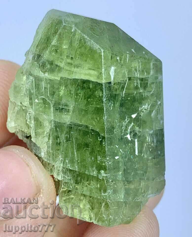 Auction 835 carat natural green diopsite facet quality lot 5 pcs. Auction 835 carat natural green diopsite facet quality lot 5 pcs.