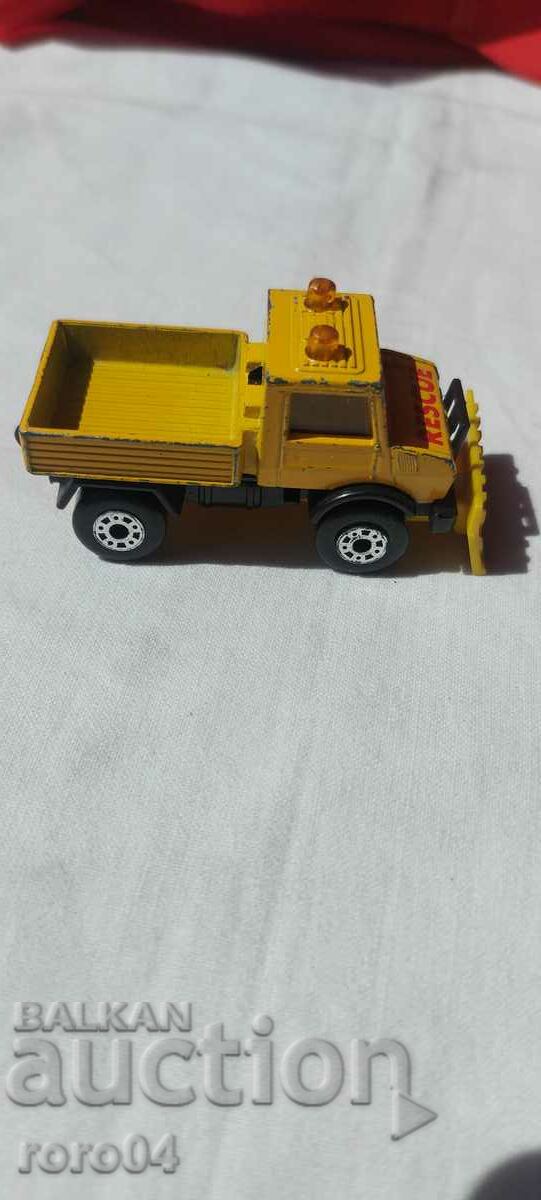 Auction MATCHBOX Auction MATCHBOX