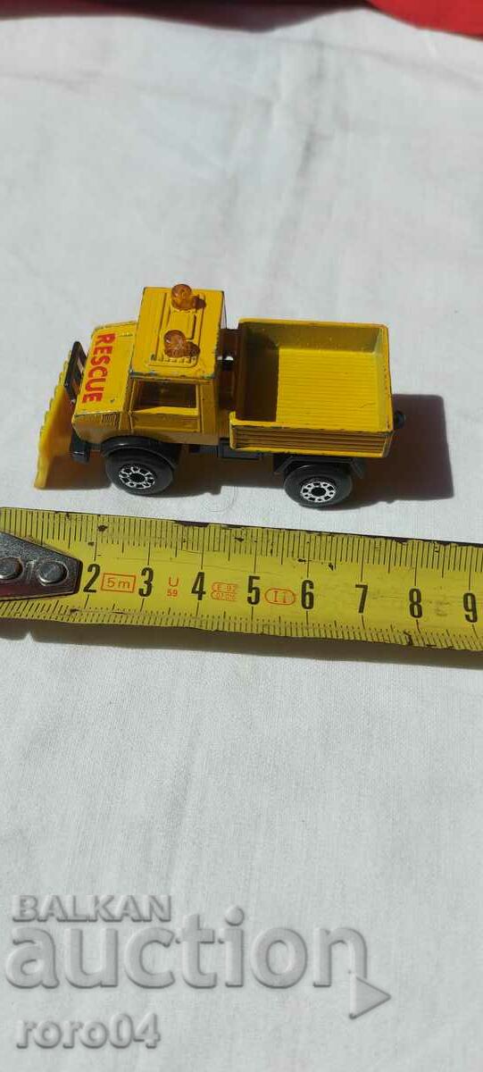 MATCHBOX - 5 MATCHBOX - 5