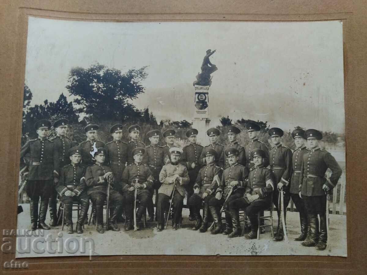 MARE PICTURA REGALĂ Monumentul PSV, soldați, sabie, uniformă