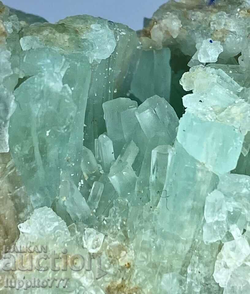 144 grams of natural aragonite smithsonite per matrix unique with price 225.00 BGN | € 115.04 144 grams of natural aragonite smithsonite per matrix unique with price 225.00 BGN | € 115.04