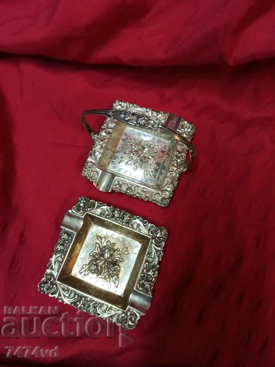 SILVER OLD SET OF 2 ASHTRAYS IN ONE-89.9 GRAMS