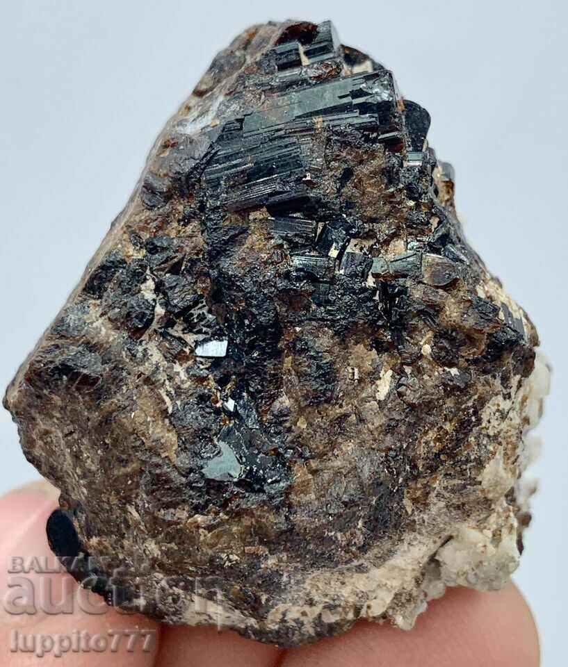 46 γραμμάρια φυσικού βεσουβιανίτη με αλβίτη σε μια μοναδική μήτρα - 6