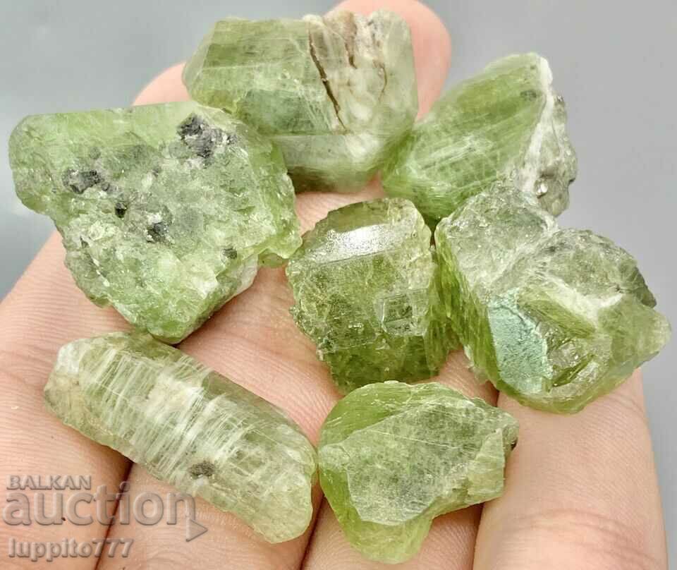 285 carat natural green diopsite facet quality lot 7 pcs. with price 139.00 BGN | € 71.07 285 carat natural green diopsite facet quality lot 7 pcs. with price 139.00 BGN | € 71.07
