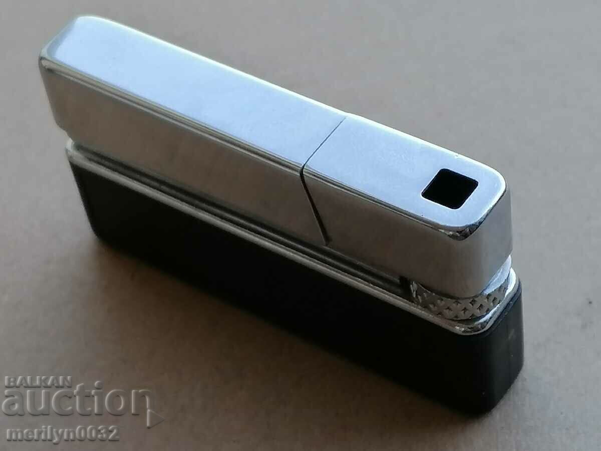 Auction Old Russian USSR lighter Auction Old Russian USSR lighter