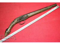 Arnaut flintlock pistol without mechanism.