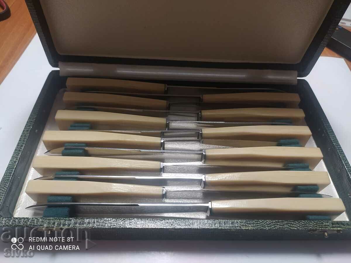 Dining knives unused with price 29.99 BGN | € 15.33 Dining knives unused with price 29.99 BGN | € 15.33
