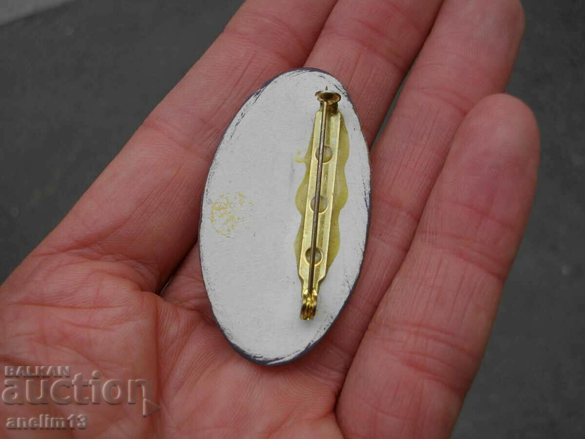 BROȘĂ VECHE DE PORȚELAN - 5