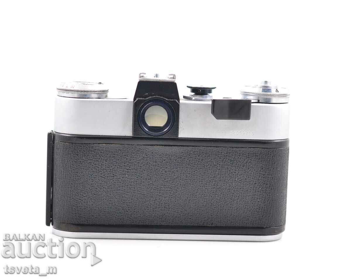 Livrarea Aparat foto ZENIT E USSR + Lens Industar 50-2 3.5/50