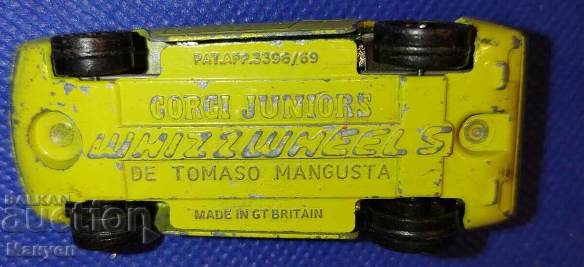 Delivery of Corgi Juniors Whizzwheels De Tomaso Mangusta Delivery of Corgi Juniors Whizzwheels De Tomaso Mangusta
