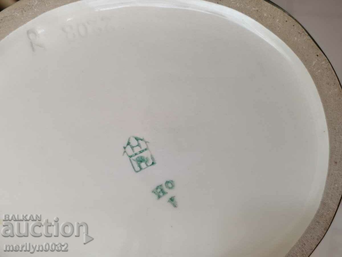 Delivery of Old porcelain figure, plastic, statuette, porcelain Delivery of Old porcelain figure, plastic, statuette, porcelain