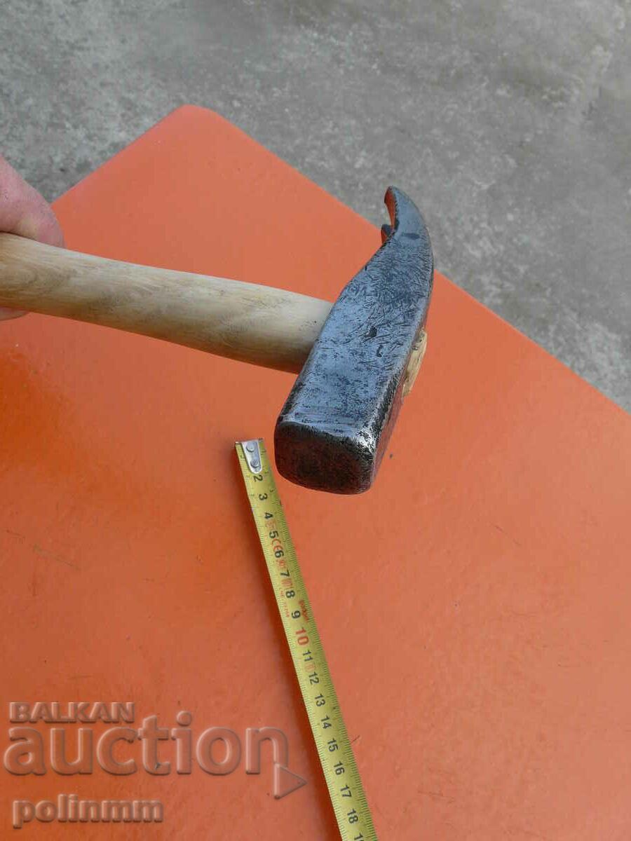 Δημοπρασία Old Craftsman's Hammer - 250 Δημοπρασία Old Craftsman's Hammer - 250