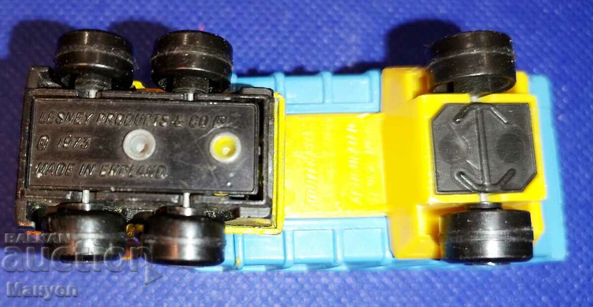 Livrarea Autobasculantă articulată Matchbox de vânzare.