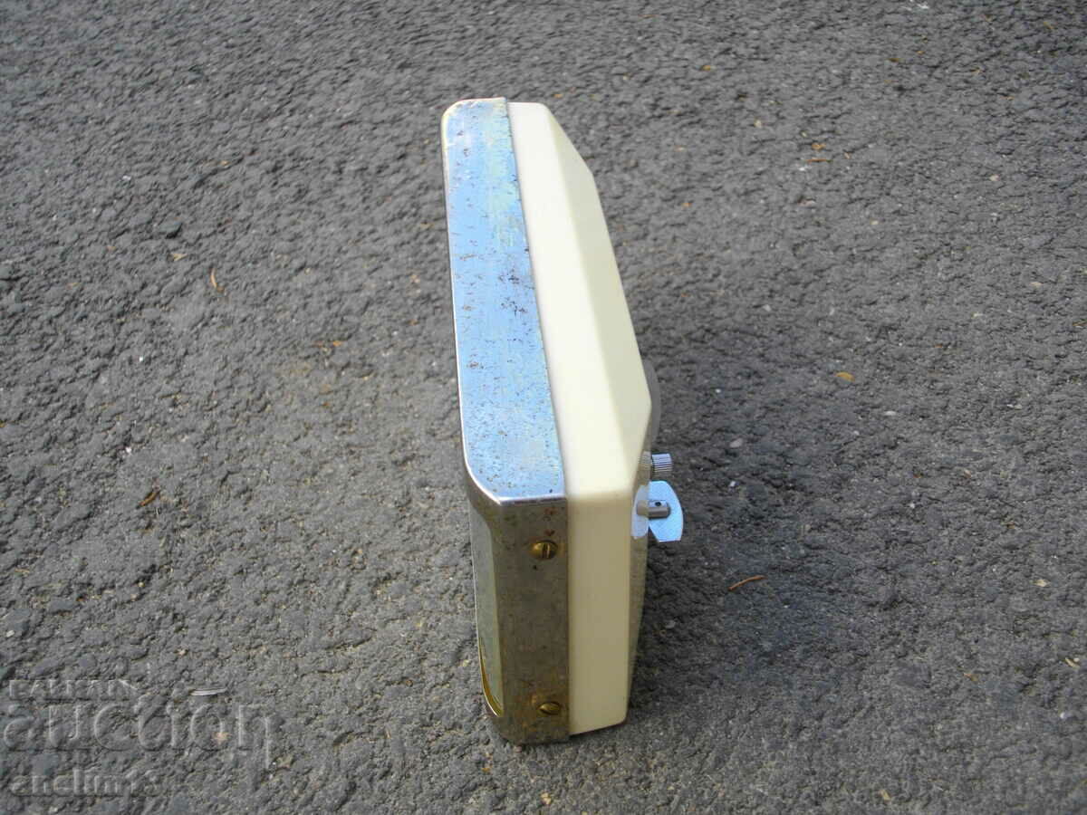 Livrarea CEAS DESTEPTATOR CHINEZEZ VECHI CU TERMOMETR Livrarea CEAS DESTEPTATOR CHINEZEZ VECHI CU TERMOMETR