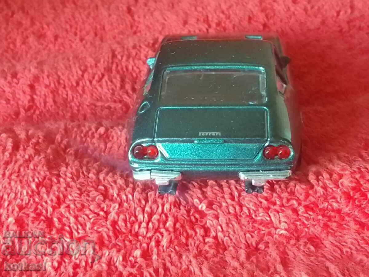 Old model car burago Ferrari 365 GTB4 1/43 - 5