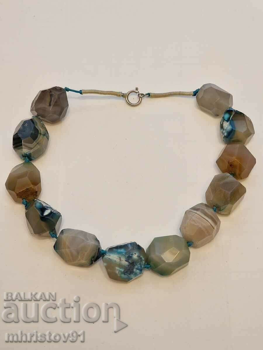 Retro necklace with price 100.00 BGN | € 51.13 Retro necklace with price 100.00 BGN | € 51.13