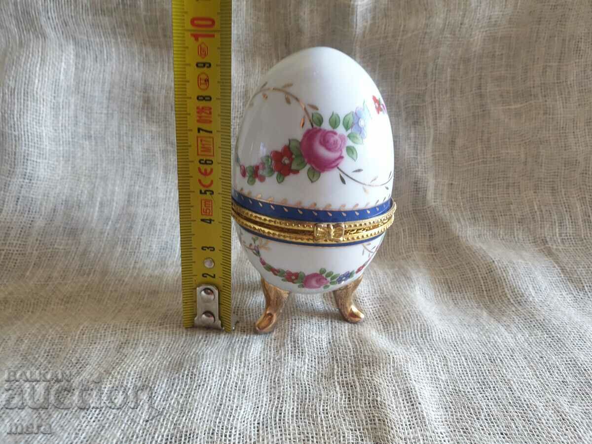 Delivery of Porcelain jeweler's egg - Q.Limoges Delivery of Porcelain jeweler's egg - Q.Limoges