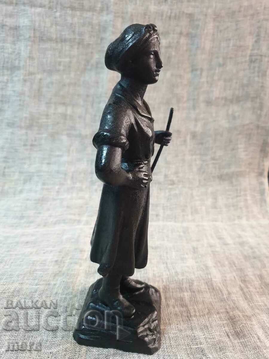 Livrarea Plastic metal antic Livrarea Plastic metal antic