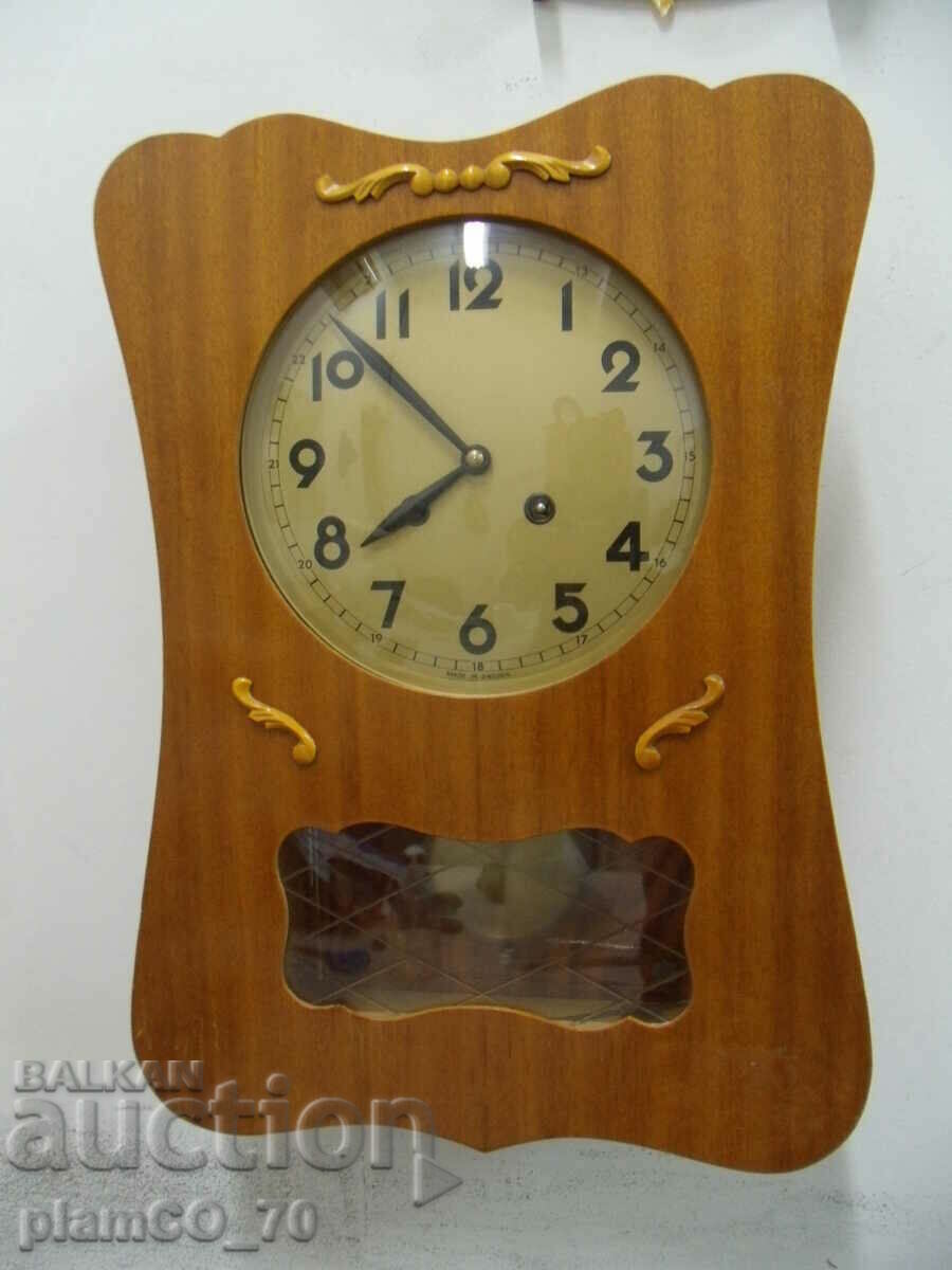 №*7470 стар стенен часовник