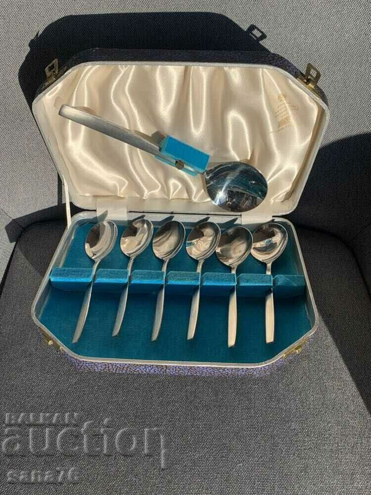 Original English set of royal cutlery-VINERS-Sheffield with price 49.00 BGN | € 25.05 Original English set of royal cutlery-VINERS-Sheffield with price 49.00 BGN | € 25.05