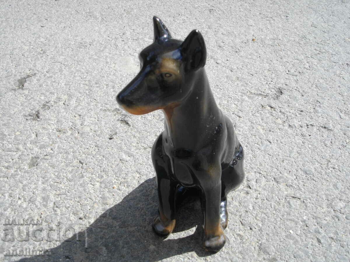 OLD PORCELAIN DOBERMAN DOG with price 55.00 BGN | € 28.12 OLD PORCELAIN DOBERMAN DOG with price 55.00 BGN | € 28.12