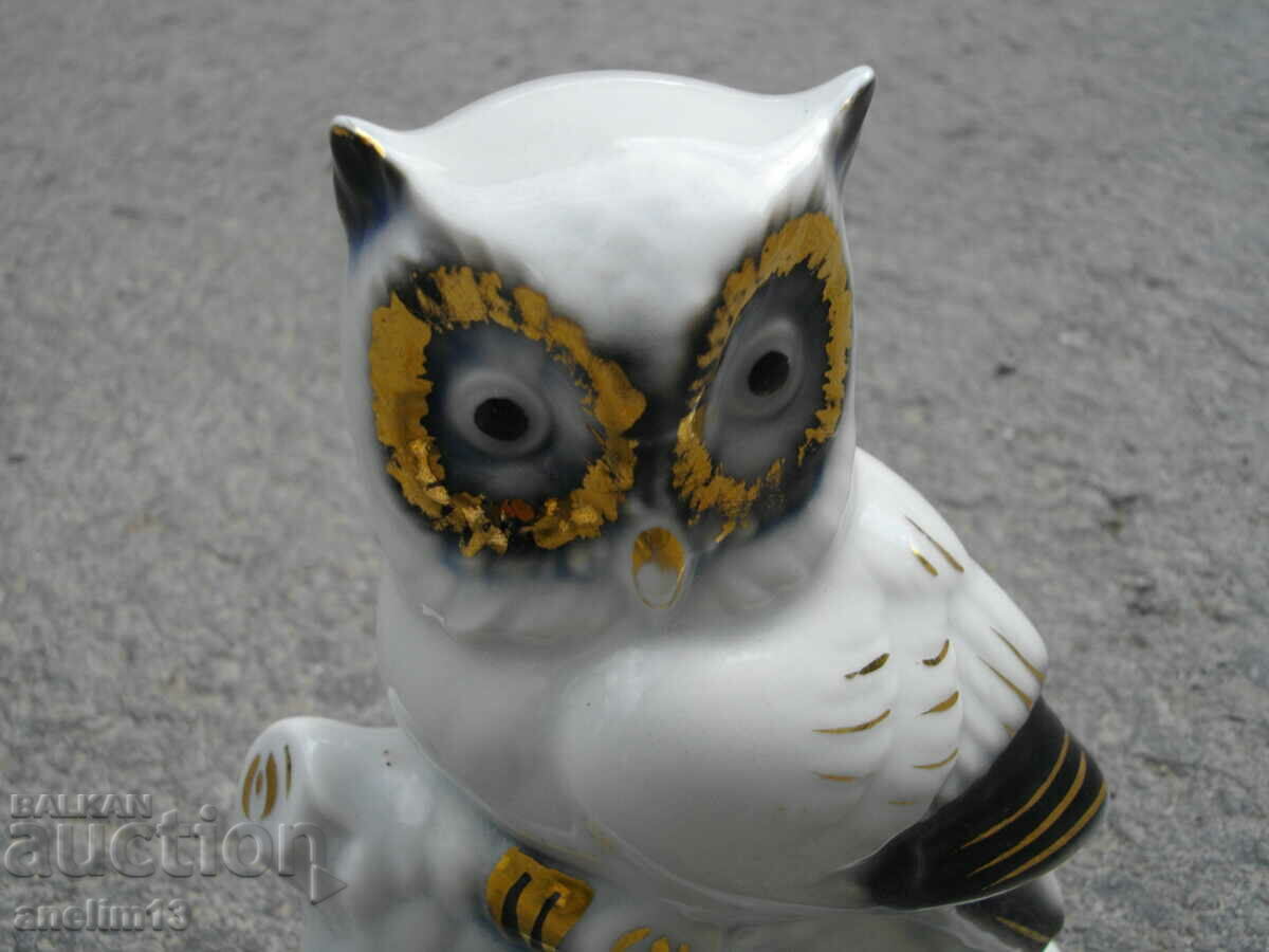OLD PORCELAIN OWL MARKED with price 65.00 BGN | € 33.23 OLD PORCELAIN OWL MARKED with price 65.00 BGN | € 33.23