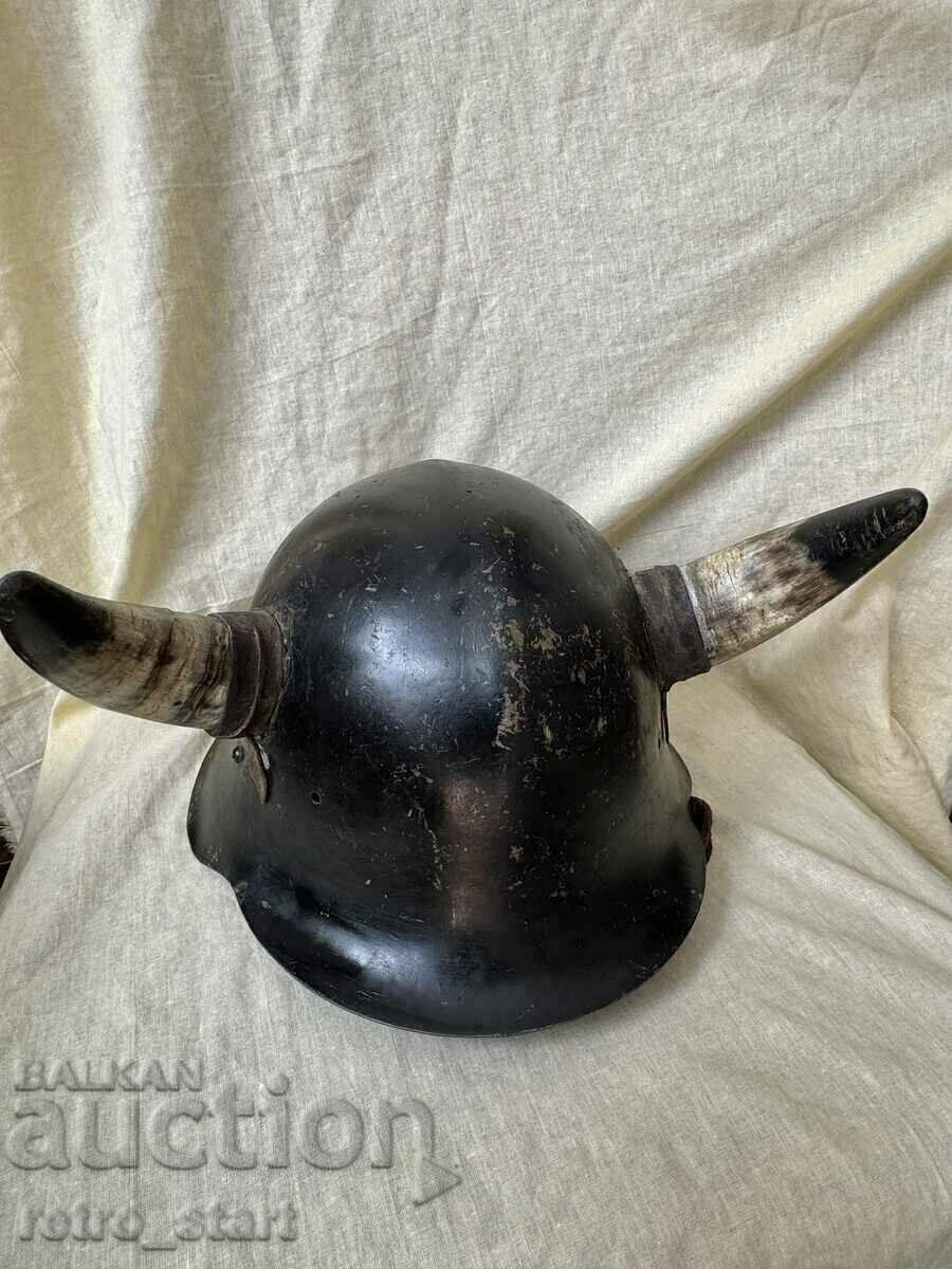 Helmet, rocker, viking, horns. From the 1 st. BZC