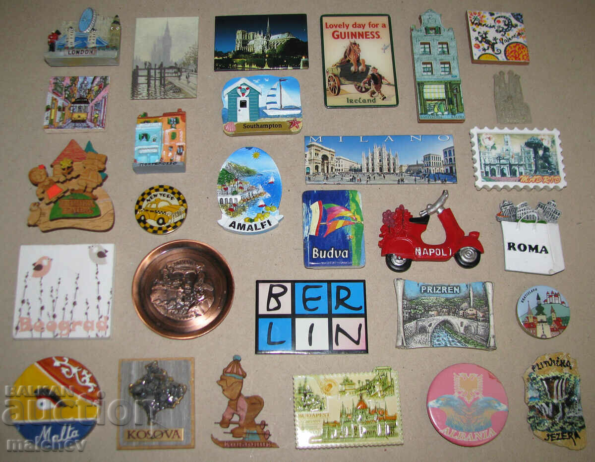 Lot of 29 Europe and New York magnets, excellent