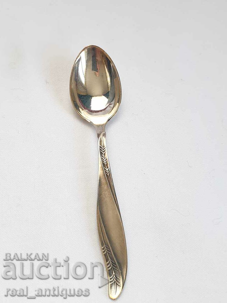 O lingură de argint