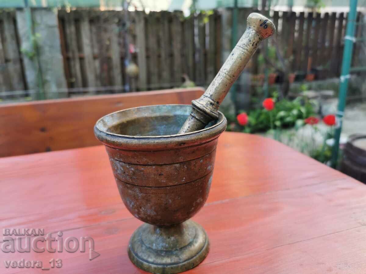 bronze mortar/large/ with price 37.00 BGN | € 18.92 bronze mortar/large/ with price 37.00 BGN | € 18.92