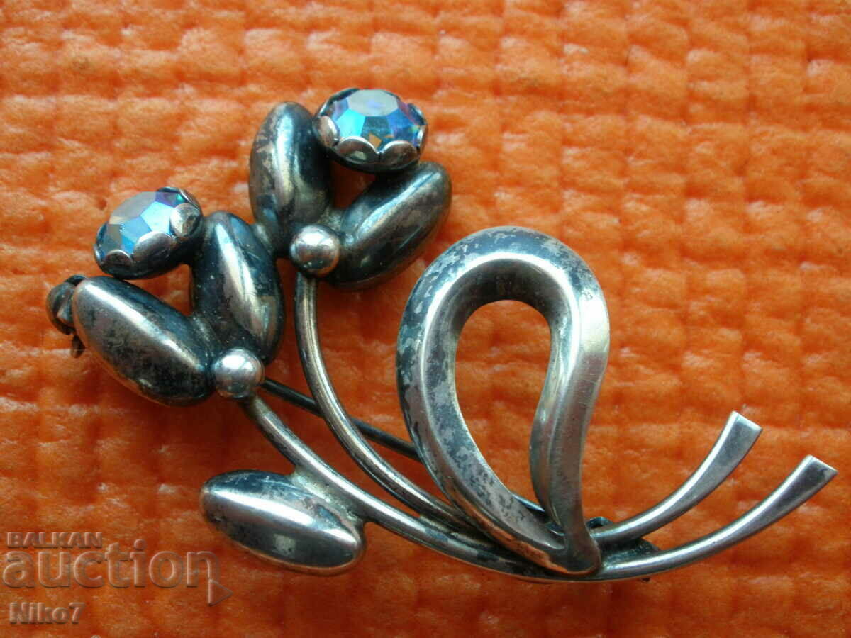 Vintage-1950, silver designer brooch with purple amethyst. with price 89.99 BGN | € 46.01 Vintage-1950, silver designer brooch with purple amethyst. with price 89.99 BGN | € 46.01