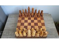 Много стар дървен немски шах