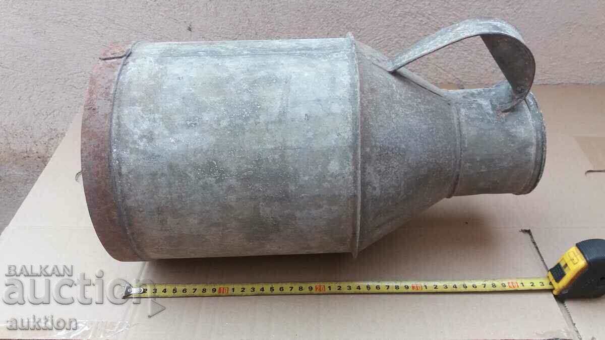 SOLID METAL BOTTLE FOR MILK, BUTTER, ETC. - 8 LITERS - 5