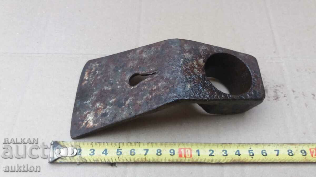 OLD MASSIVE SOC. TESLA with price 2.99 BGN | € 1.53 OLD MASSIVE SOC. TESLA with price 2.99 BGN | € 1.53