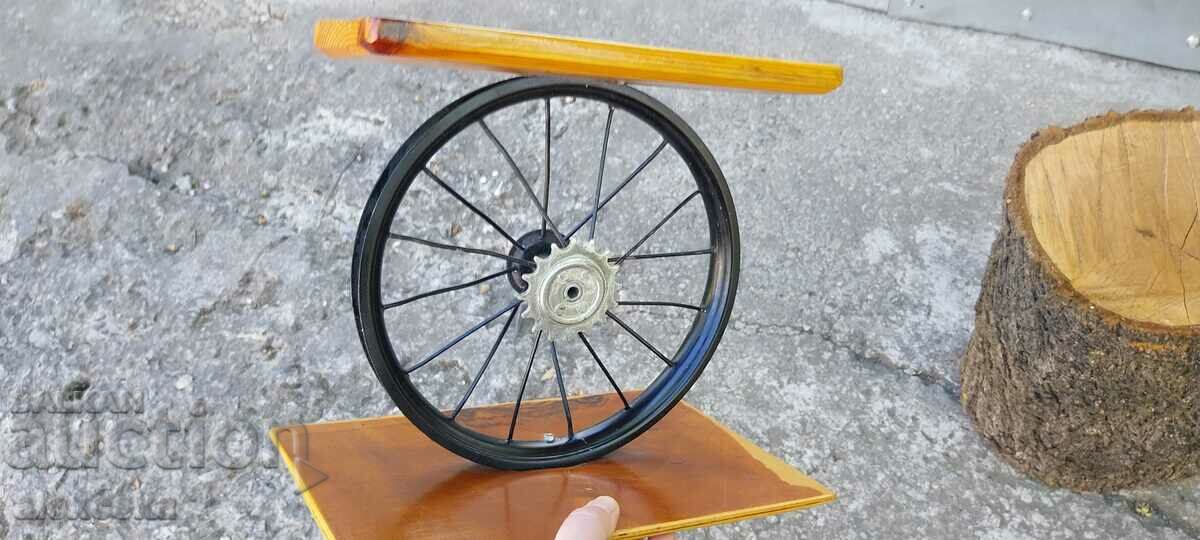 Livrarea Masuta - Art Deco Livrarea Masuta - Art Deco