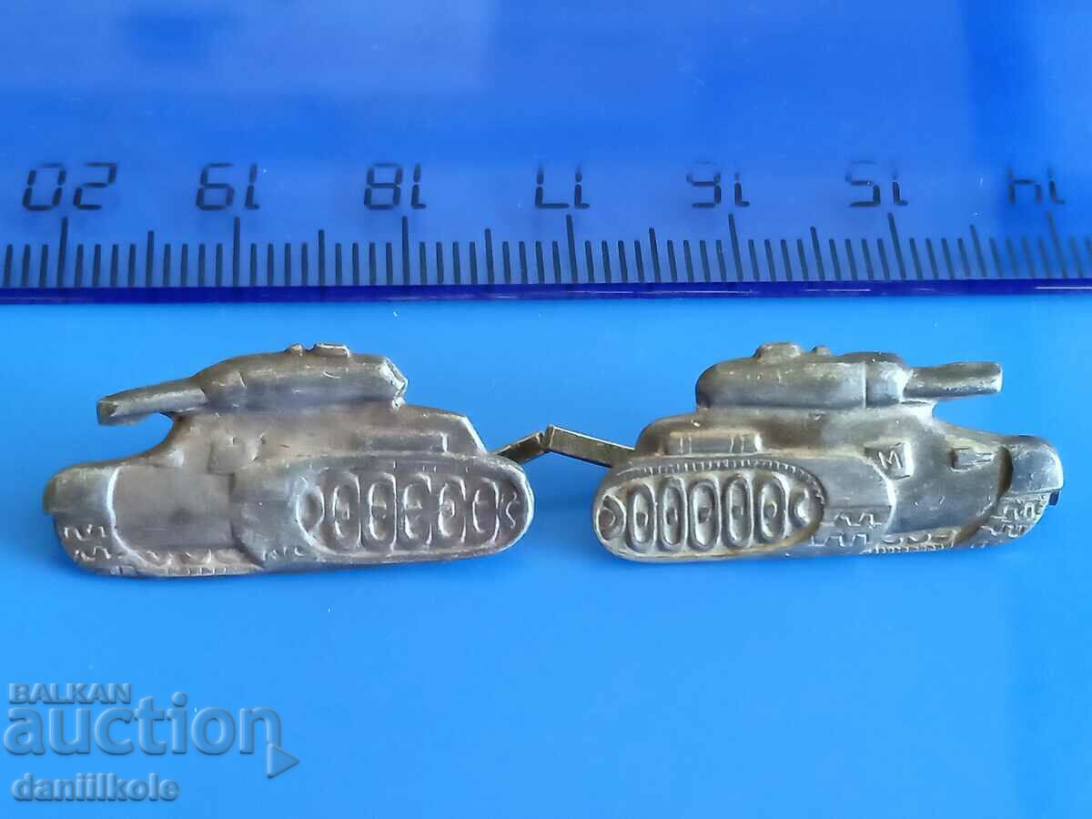 Auction *$*Y*$* LOT TANK INSIGNIA BA TANK TANK TROOPS *$*Y*$* Auction *$*Y*$* LOT TANK INSIGNIA BA TANK TANK TROOPS *$*Y*$*