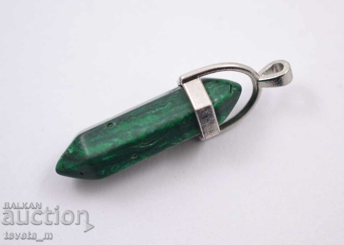 Auction Locket, pendant with semi-precious stone Auction Locket, pendant with semi-precious stone