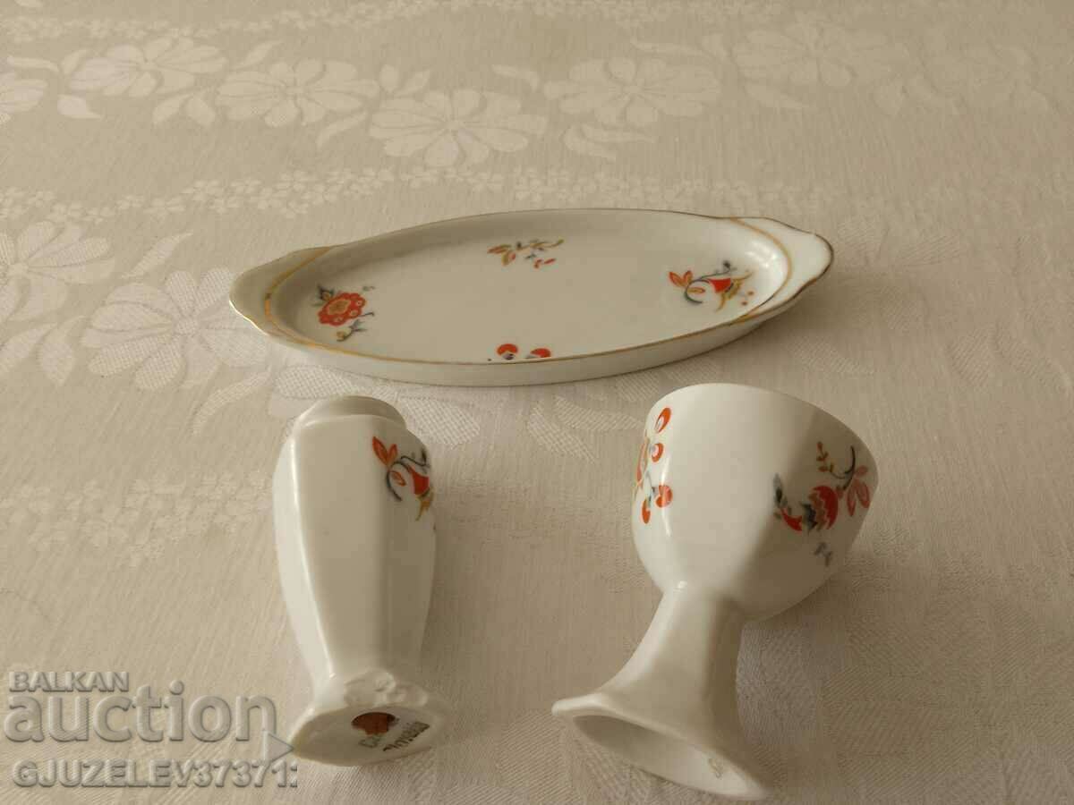 Set of salt shaker and egg cup porcelain Czechoslovakia - 7 Set of salt shaker and egg cup porcelain Czechoslovakia - 7