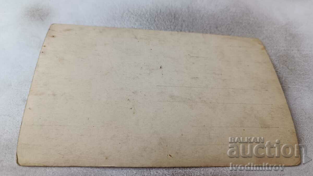 Photo A man and two young men in the sea with price 3.45 BGN | € 1.76 Photo A man and two young men in the sea with price 3.45 BGN | € 1.76