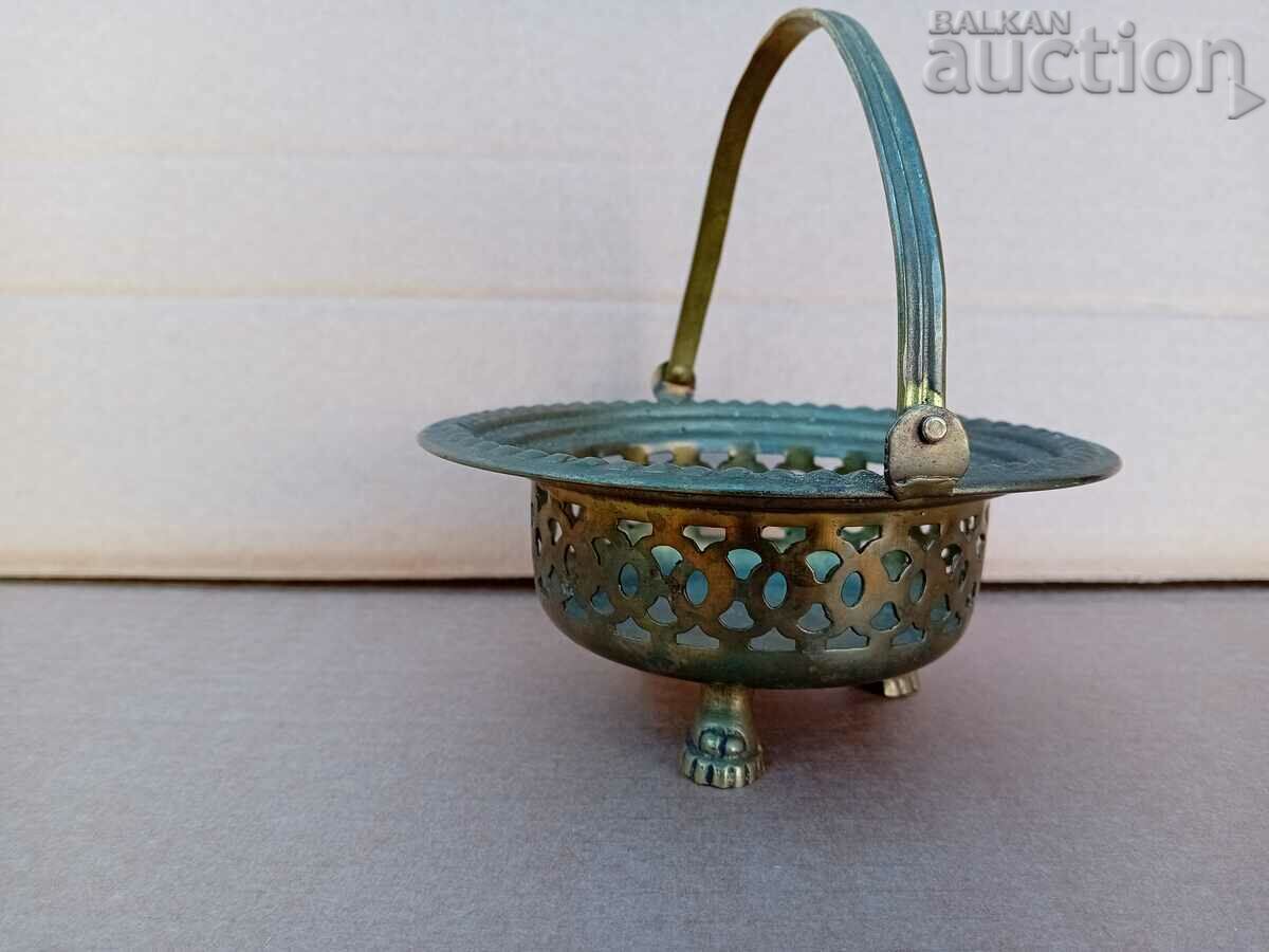 Antique Solid Bronze Candy Box Basket with price 31.00 BGN | € 15.85 Antique Solid Bronze Candy Box Basket with price 31.00 BGN | € 15.85